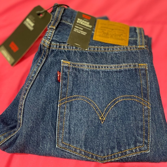 Levi’s Jeans - Picture 1 of 2
